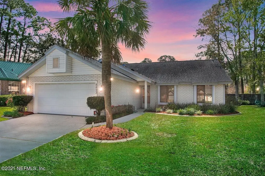 8893 Nature View Lane W Jacksonville FL 32217