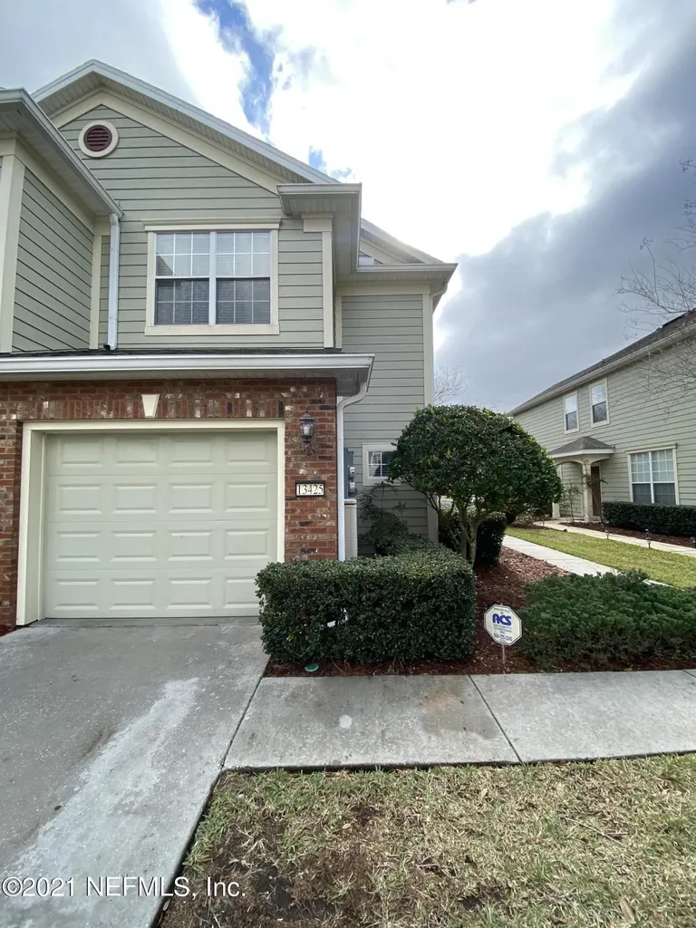 13425 English Peak Court Jacksonville FL 32258