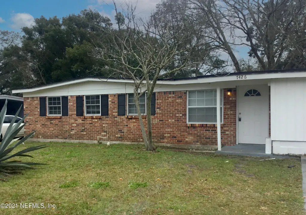 7426 Legrande Street S Jacksonville FL 32244