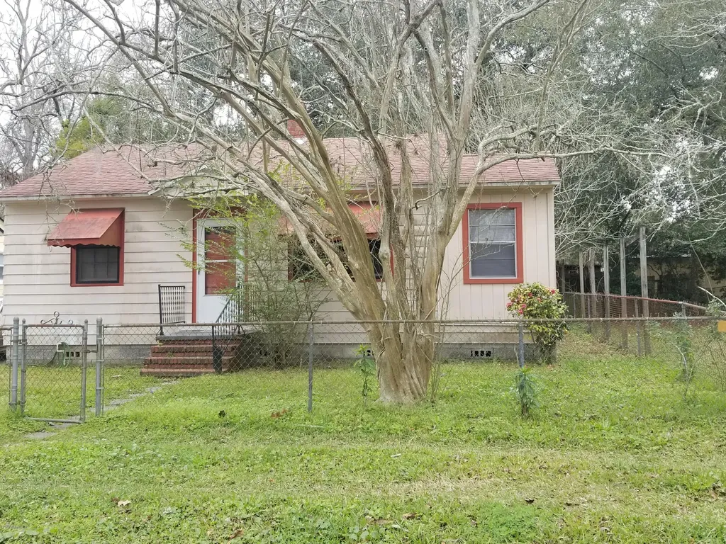 1036 Westbrook Circle E Jacksonville FL 32209