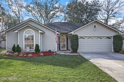 4446 Gentle Knoll Drive N Jacksonville FL 32258