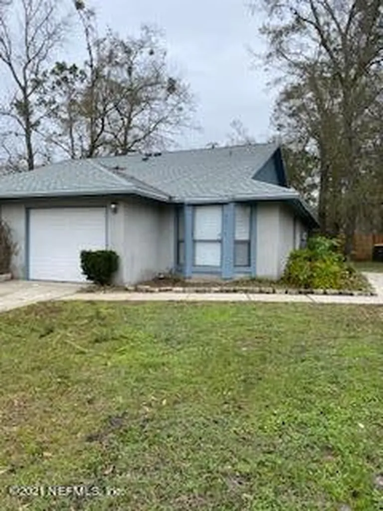 5011 Fulham Road S Jacksonville FL 32244