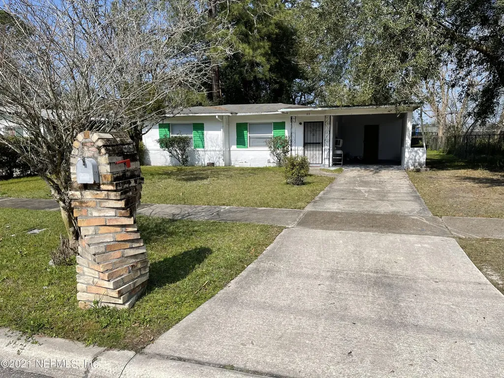 69 W 45th Street Jacksonville FL 32208