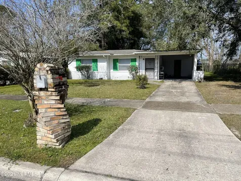 69 W 45th Street Jacksonville FL 32208