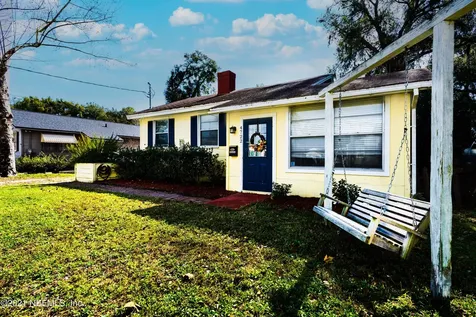 4722 Pinewood Road Jacksonville FL 32210