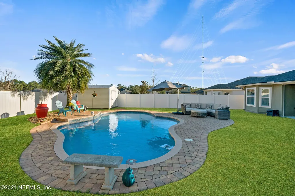 1861 Woodland Glen Road Middleburg FL 32068