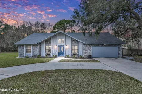 1204 Shallowford Drive W Jacksonville FL 32225