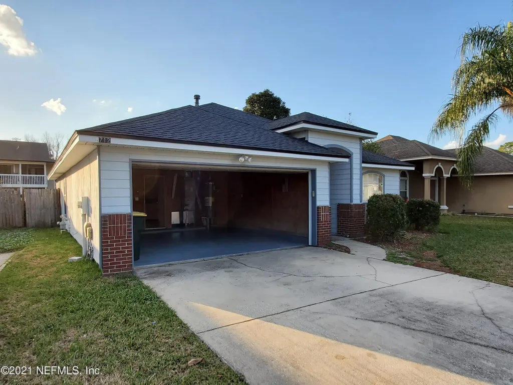 1712 Hudderfield Circle W Jacksonville FL 32246