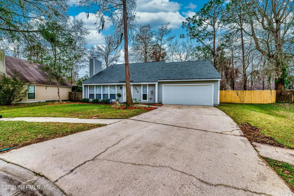 6830 Candyroot Court Jacksonville FL 32244
