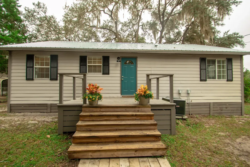 108 Hotel Street Melrose FL 32666