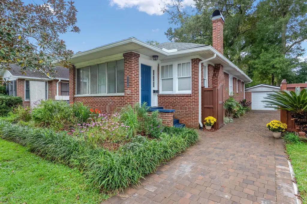 1110 Willow Branch Avenue Jacksonville FL 32205