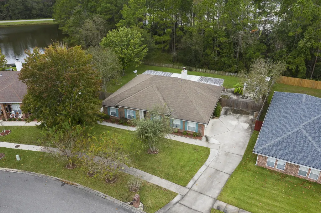 2424 Moon Harbor Way Middleburg FL 32068