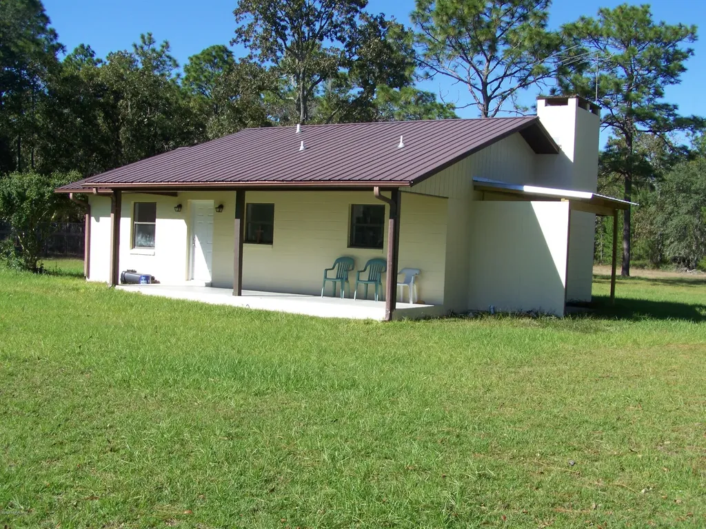 120 Spring Lake Drive Interlachen FL 32148