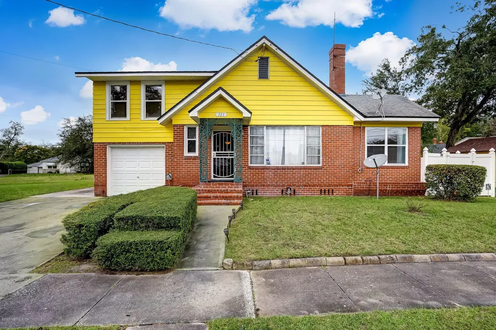 325 Circle Drive Jacksonville FL 32208