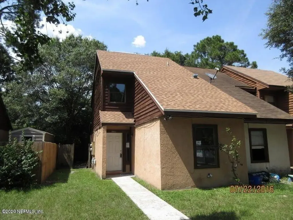 7611 Jana Lane S Jacksonville FL 32210