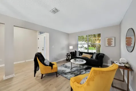 14365 Woodfield Circle S Jacksonville FL 32258