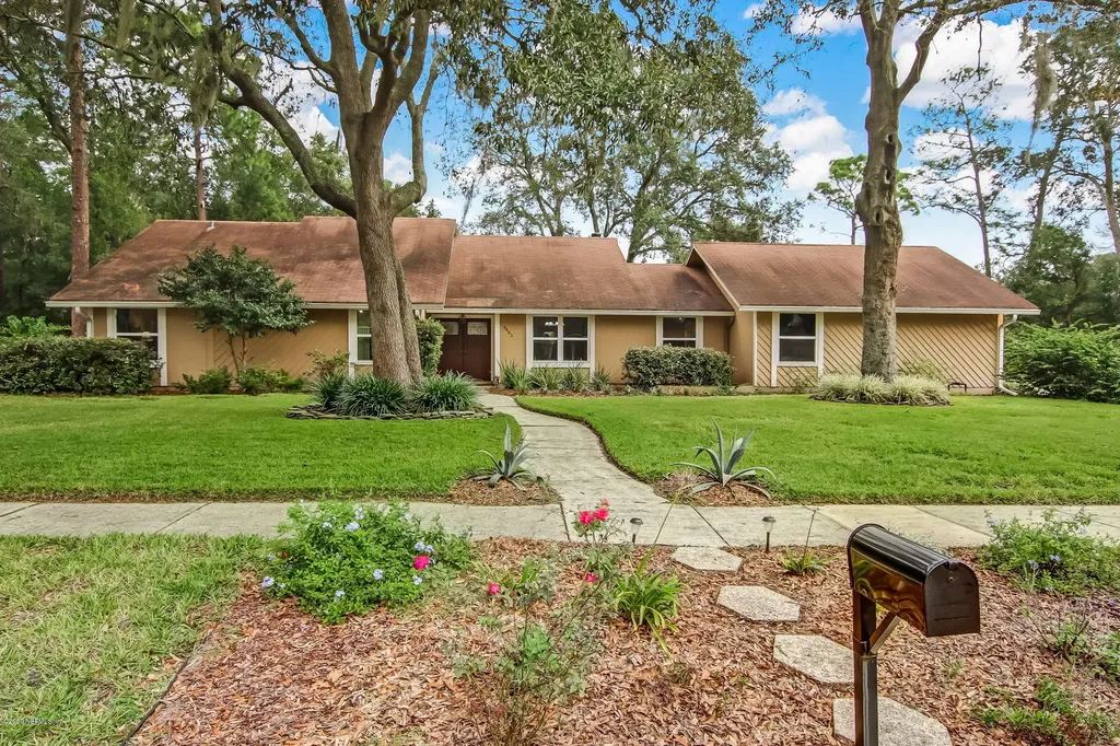 9463 Lita Road W Jacksonville FL 32257