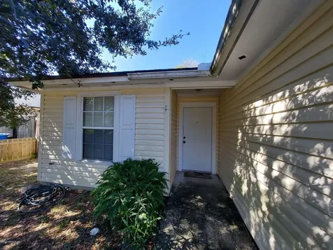 884 Candleknoll Lane Jacksonville FL 32225