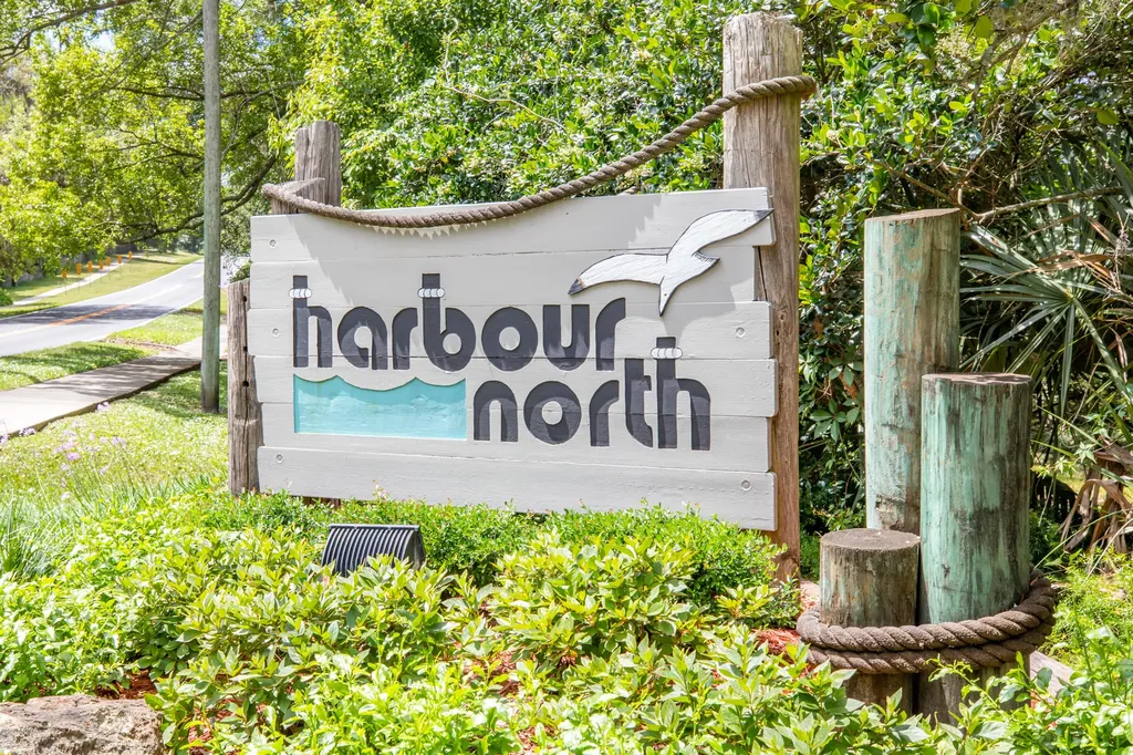 4628 Harbour North Court Jacksonville FL 32225