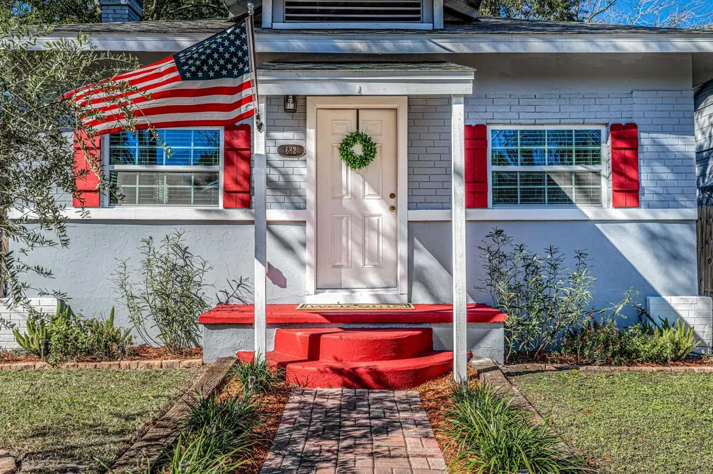 682 Bridal Avenue Jacksonville FL 32205