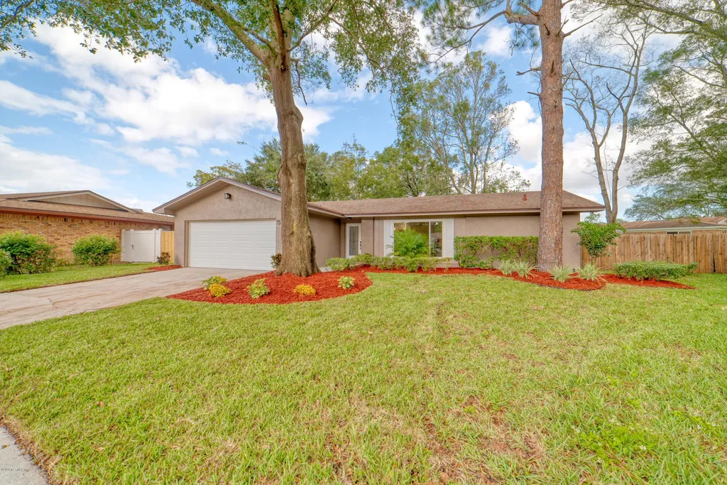 5921 Dewberry Court Jacksonville FL 32277