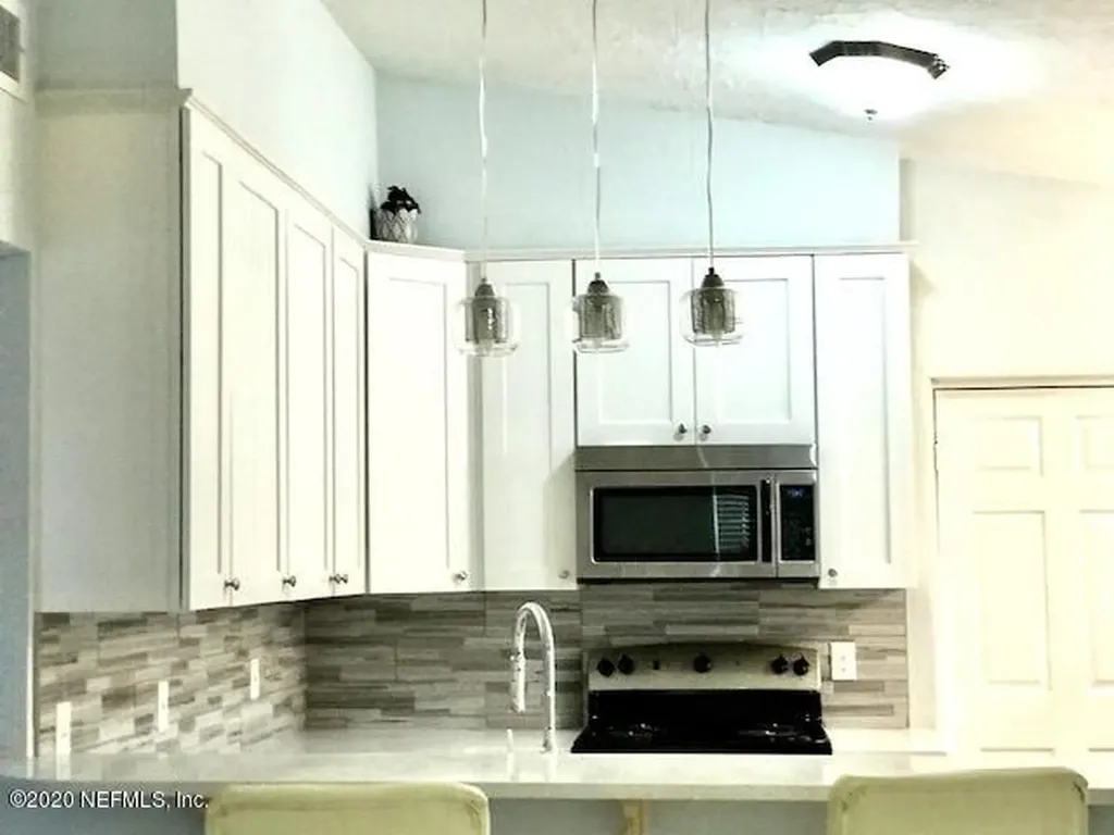 8213 Dickie Drive Jacksonville FL 32216