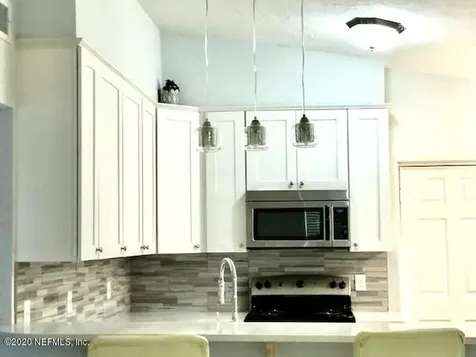 8213 Dickie Drive Jacksonville FL 32216
