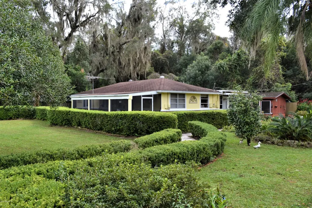 311 Florida Court Green Cove Springs FL 32043