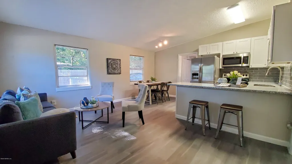 6823 Arthur Court Jacksonville FL 32211