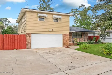 5855 Jaguar Drive W Jacksonville FL 32244