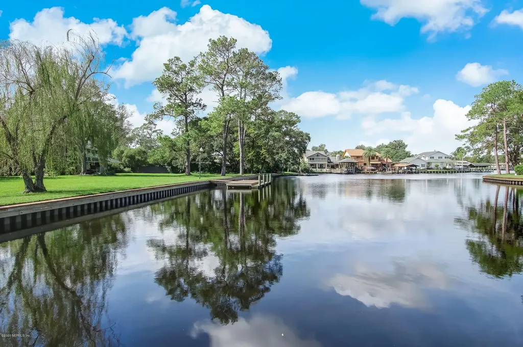4521 Sussex Avenue Jacksonville FL 32210