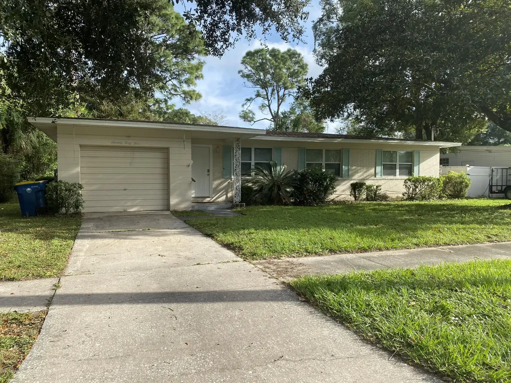 7045 Barkwood Drive Jacksonville FL 32277