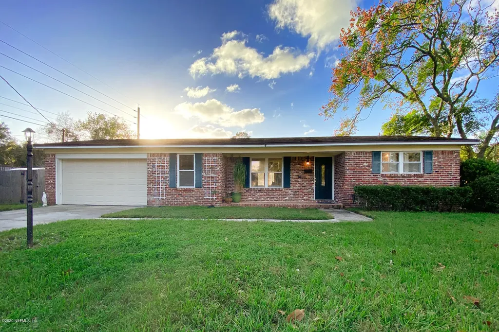5056 Leicester Place Jacksonville FL 32217