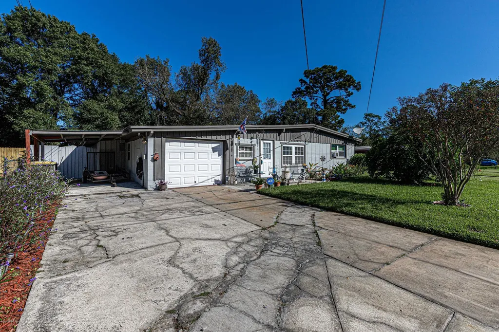 6921 Arques Road Jacksonville FL 32205