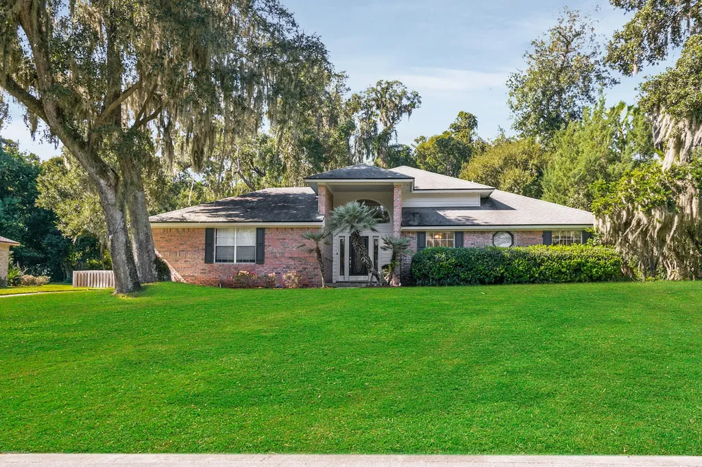 3940 Sarah Brooke Court Jacksonville FL 32277