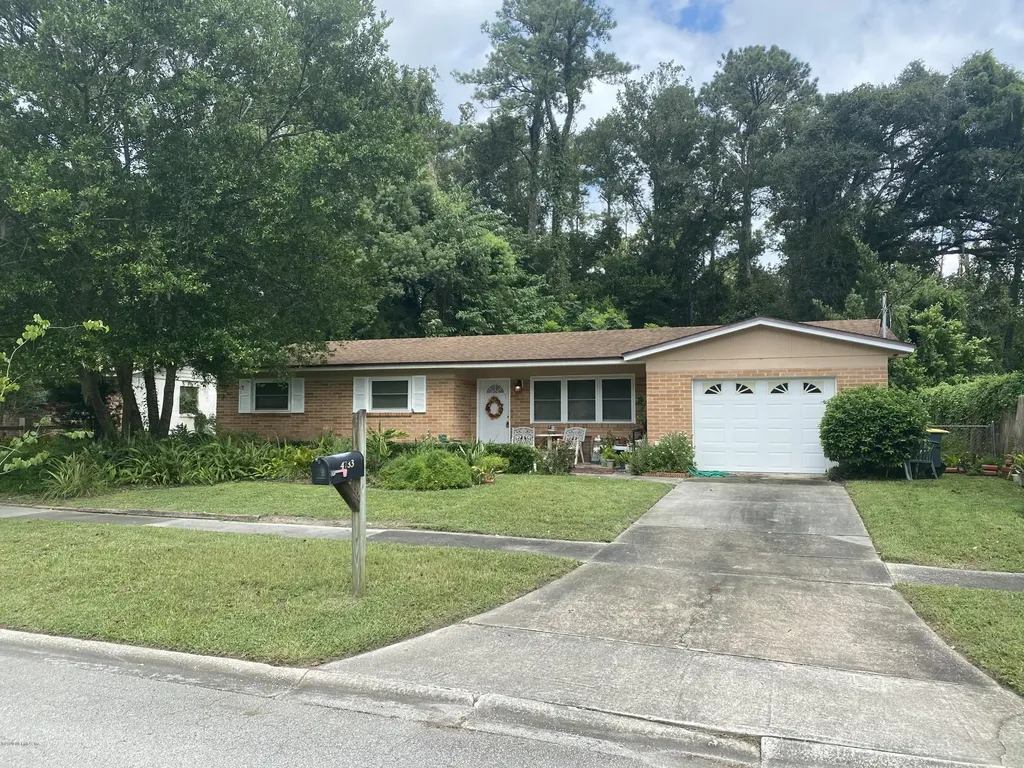 4733 Silver Ridge Drive Jacksonville FL 32207