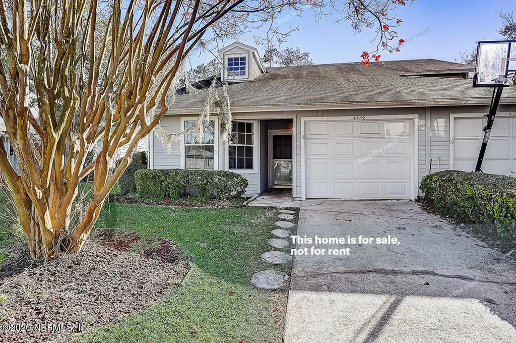 4568 Wandering Oaks Court Jacksonville FL 32257
