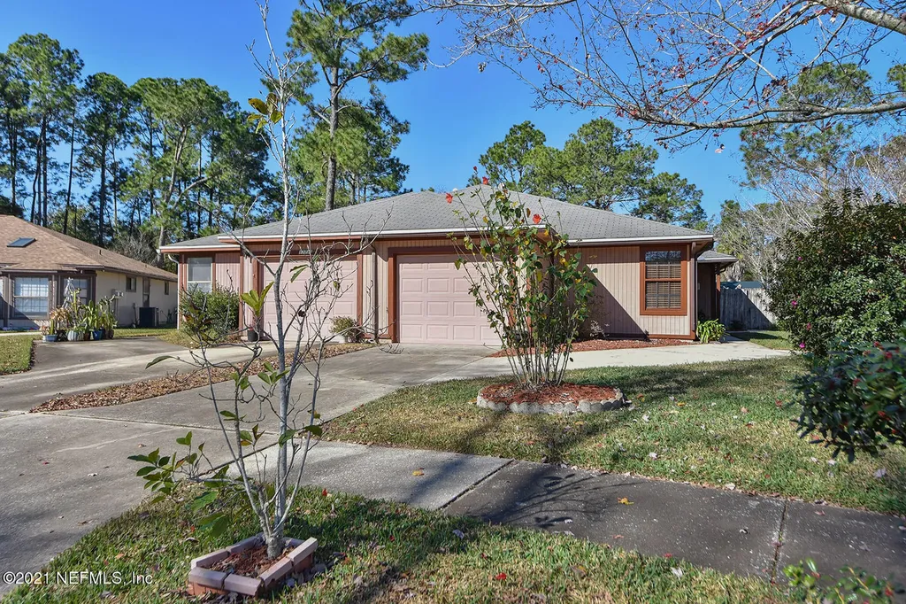 10733 Ironstone Drive N Jacksonville FL 32246