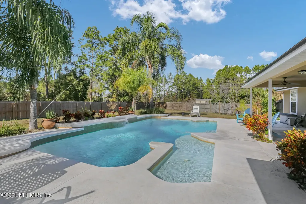 2932 Southbank Circle Green Cove Springs FL 32043