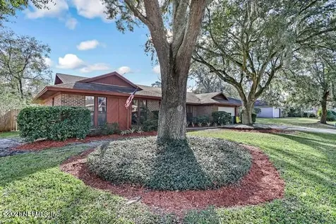 7044 Holiday Hill Court Jacksonville FL 32216