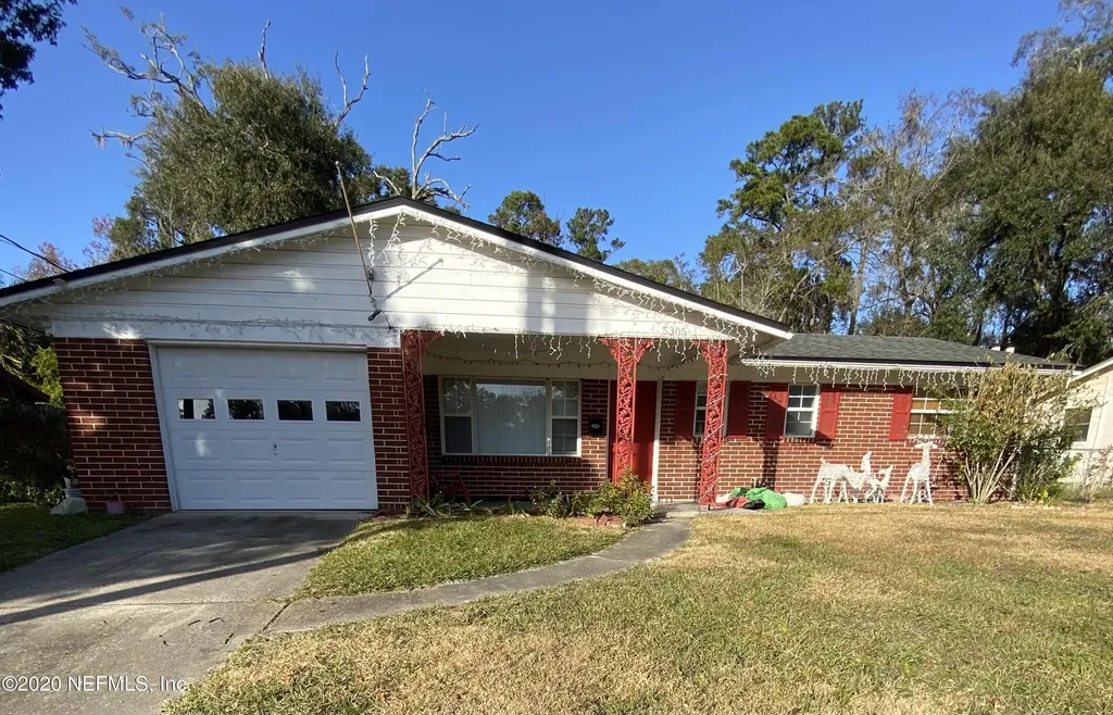 5305 Robert Scott Drive N Jacksonville FL 32207