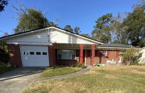5305 Robert Scott Drive N Jacksonville FL 32207