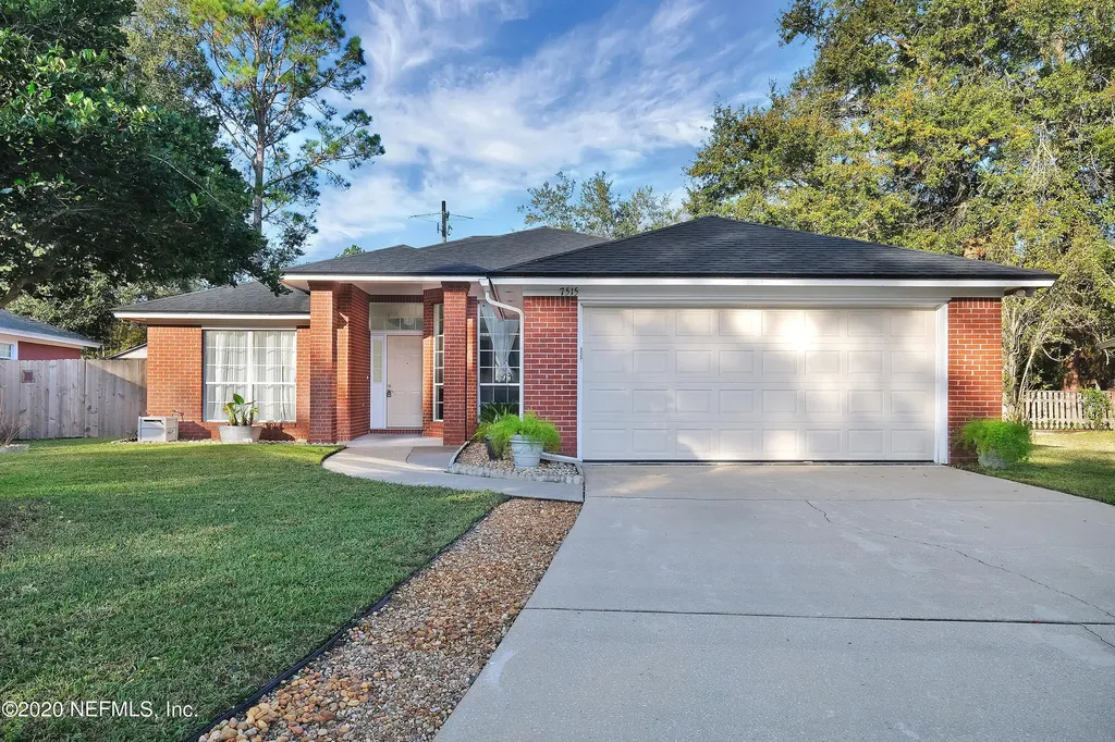 7515 Fawn Lake Drive N Jacksonville FL 32256