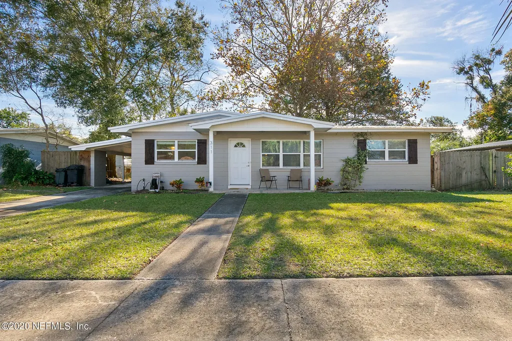 311 Belmont Drive Palatka FL 32177