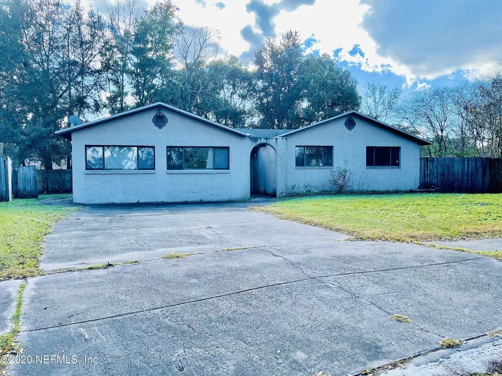 6976 Gribbin Court Jacksonville FL 32210