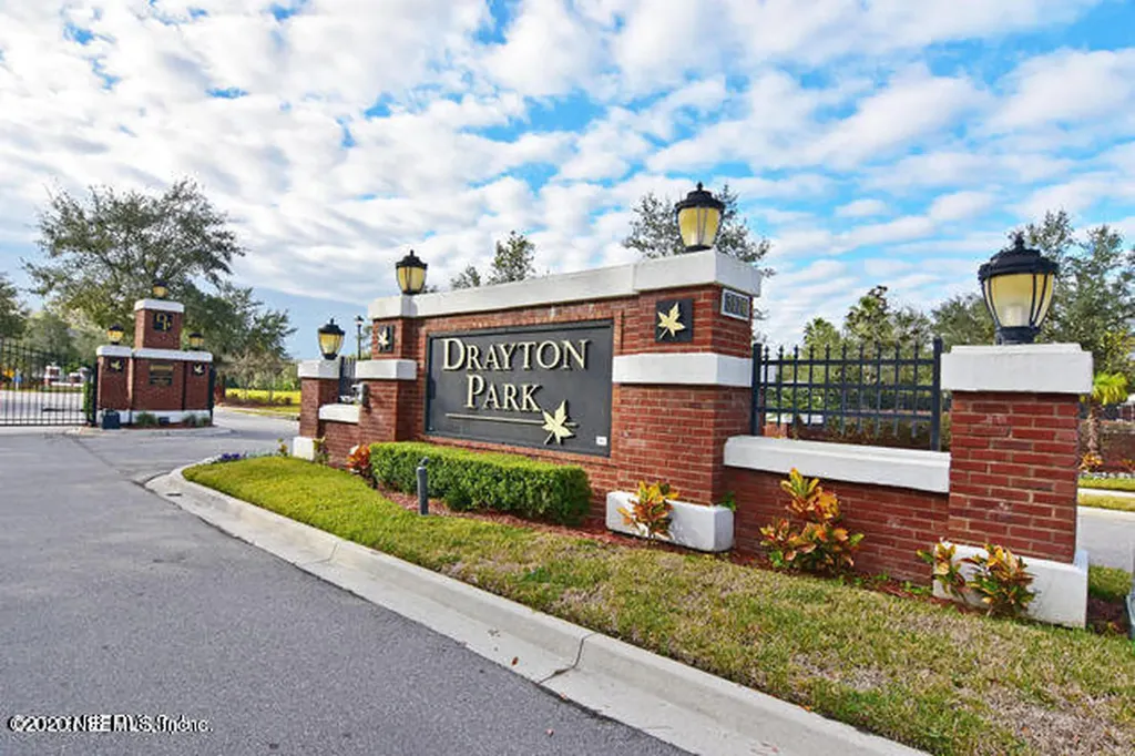 3589 Lone Tree Lane Jacksonville FL 32216