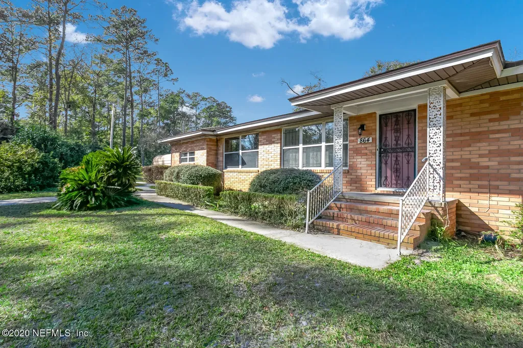 864 Faith Memorial Drive Jacksonville FL 32205