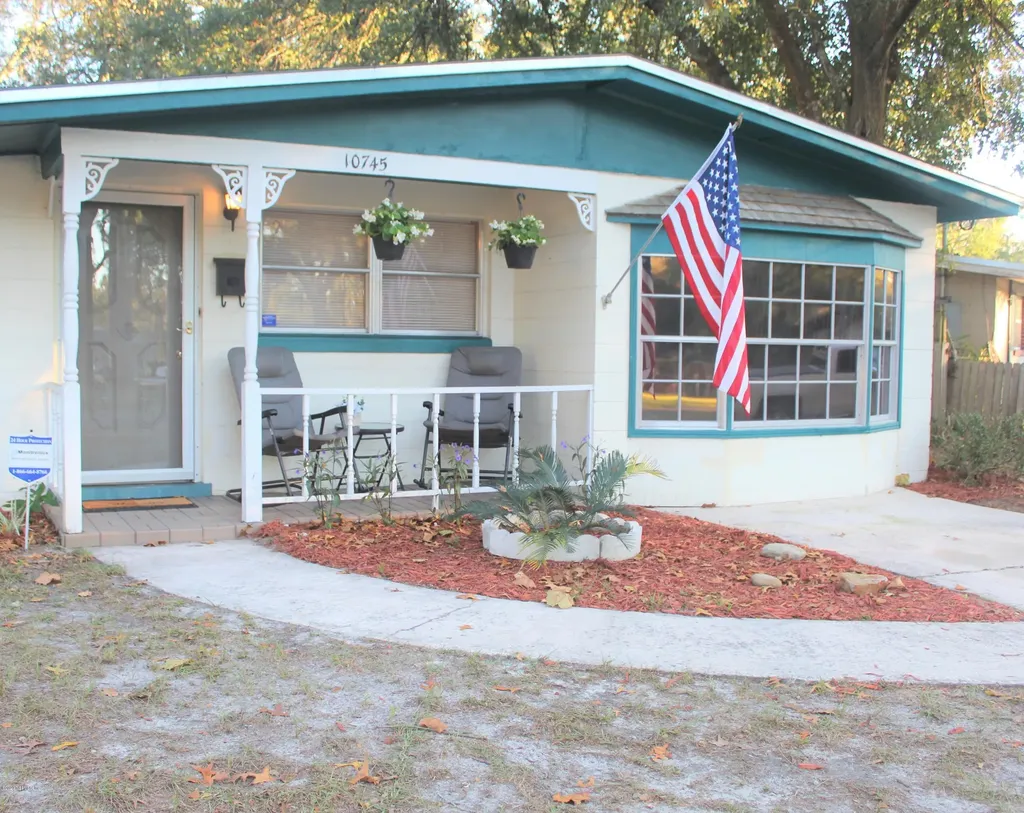 10745 Merida Drive Jacksonville FL 32218