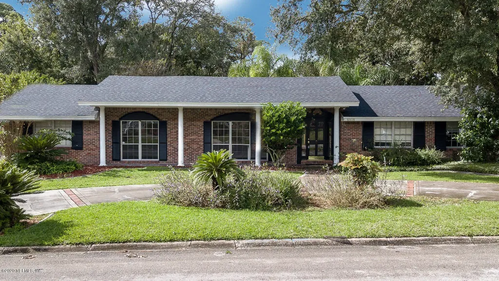 6858 La Loma Drive Jacksonville FL 32217
