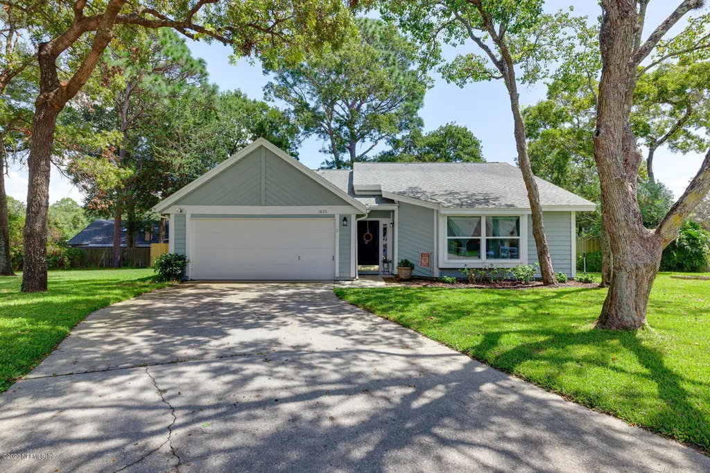 1835 Woodenrail Lane Jacksonville FL 32225